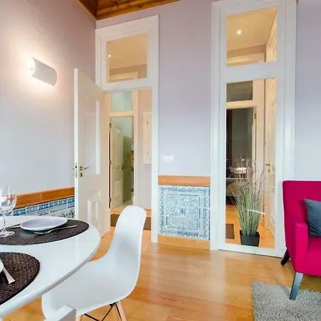 Baixa Downtown Fabulous And Sophisticate With Elevator 18th Century Building Apartman *