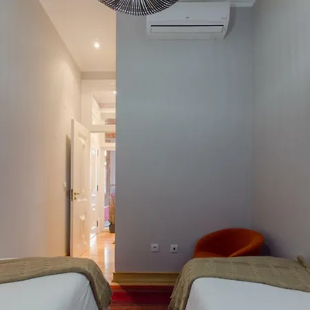 Baixa Downtown Fabulous And Sophisticate With Elevator 18th Century Building Apartman Lisboa