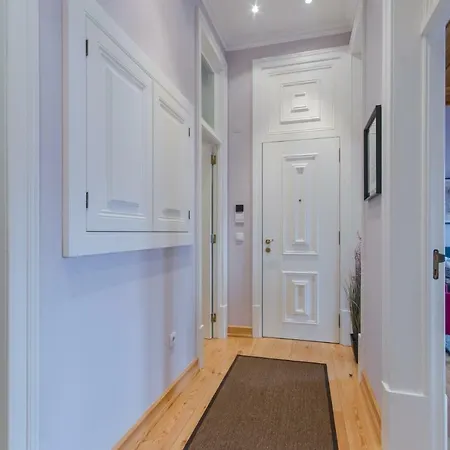 Baixa Downtown Fabulous And Sophisticate With Elevator 18th Century Building Apartment Lisbon