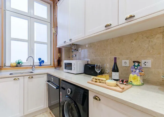 Baixa Downtown Fabulous And Sophisticate With Elevator 18th Century Building Lisboa