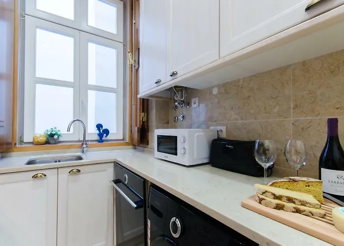 Baixa Downtown Fabulous And Sophisticate With Elevator 18th Century Building *