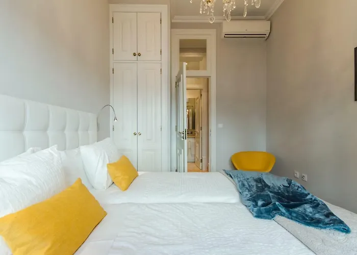 Baixa Downtown Fabulous And Sophisticate With Elevator 18th Century Building