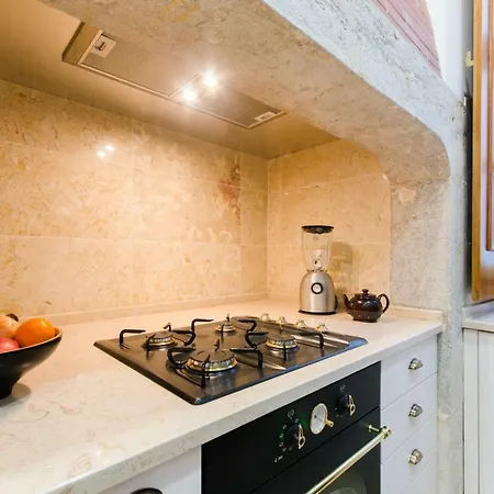 Baixa Downtown Fabulous And Sophisticate With Elevator 18th Century Building *