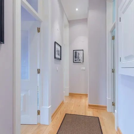 Baixa Downtown Fabulous And Sophisticate With Elevator 18th Century Building *