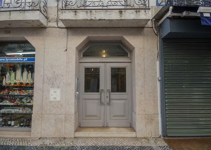 Baixa Downtown Fabulous And Sophisticate With Elevator 18th Century Building 아파트 *