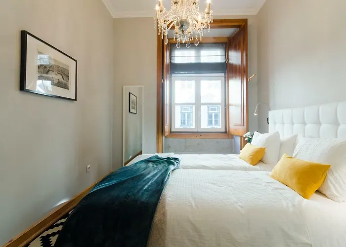 아파트 Baixa Downtown Fabulous And Sophisticate With Elevator 18th Century Building *