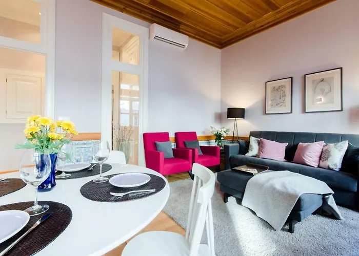 Baixa Downtown Fabulous And Sophisticate With Elevator 18th Century Building 아파트 리스본